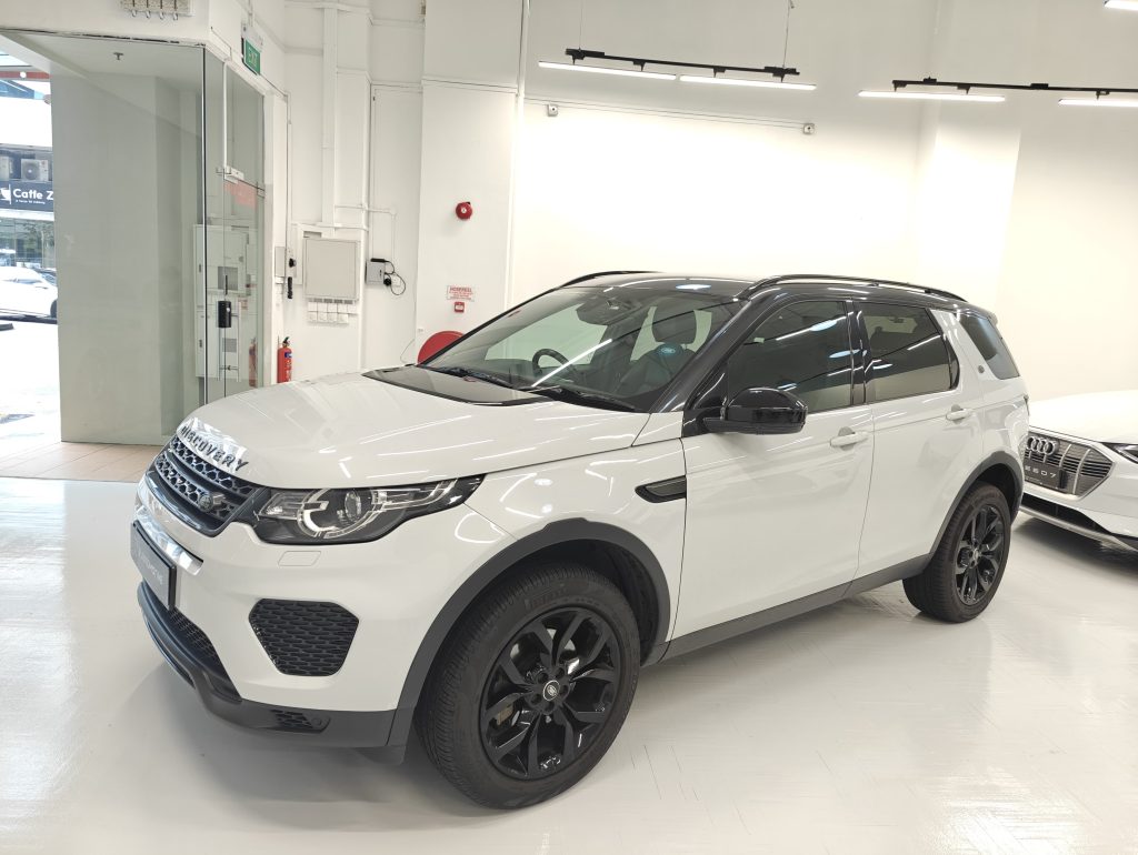 Land Rover Discovery Sport 2.0A SE 7-Seater Sunroof