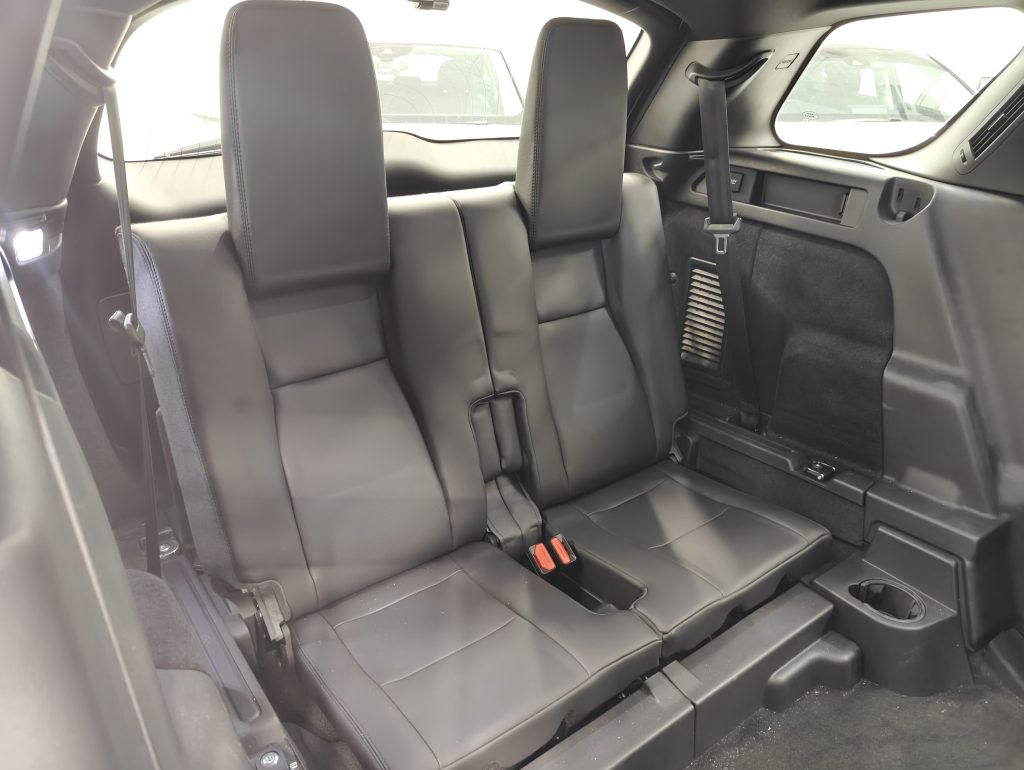 Land Rover Discovery Sport 2.0A SE 7-Seater Sunroof