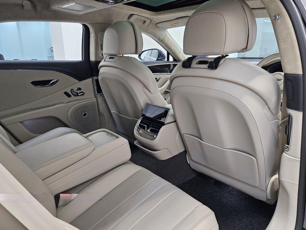 Bentley Flying Spur 4.0A V8