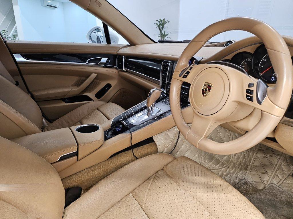 Porsche Panamera 4 3.6A PDK (COE till 03/2033)
