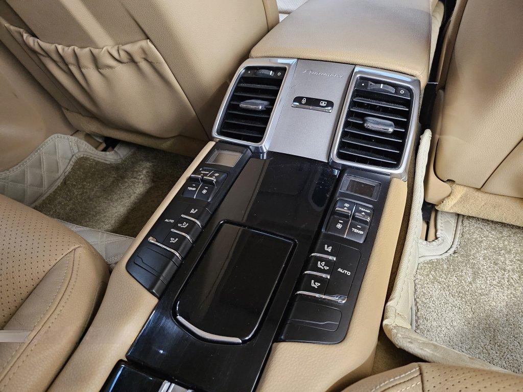 Porsche Panamera 4 3.6A PDK (COE till 03/2033)