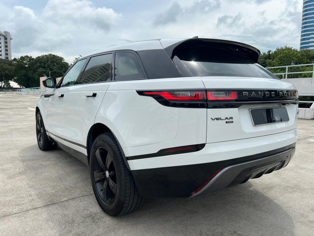 Land Rover Range Rover Velar 2.0A Si4 R-Dynamic Sunroof