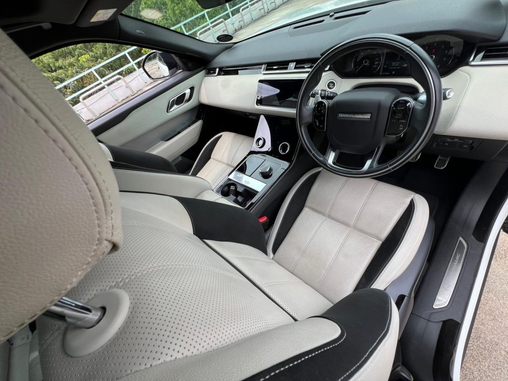Land Rover Range Rover Velar 2.0A Si4 R-Dynamic Sunroof