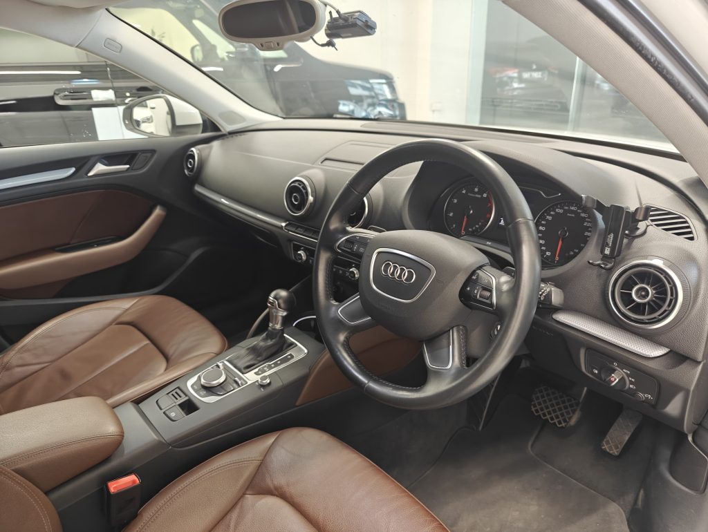 Audi A3 Sportback 1.4A TFSI S-tronic Ambiente