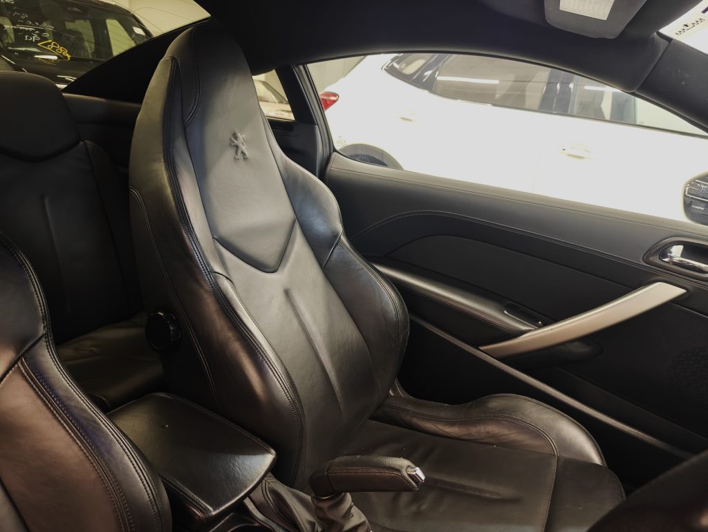 Peugeot RCZ 1.6A Turbo (COE till 04/2032)