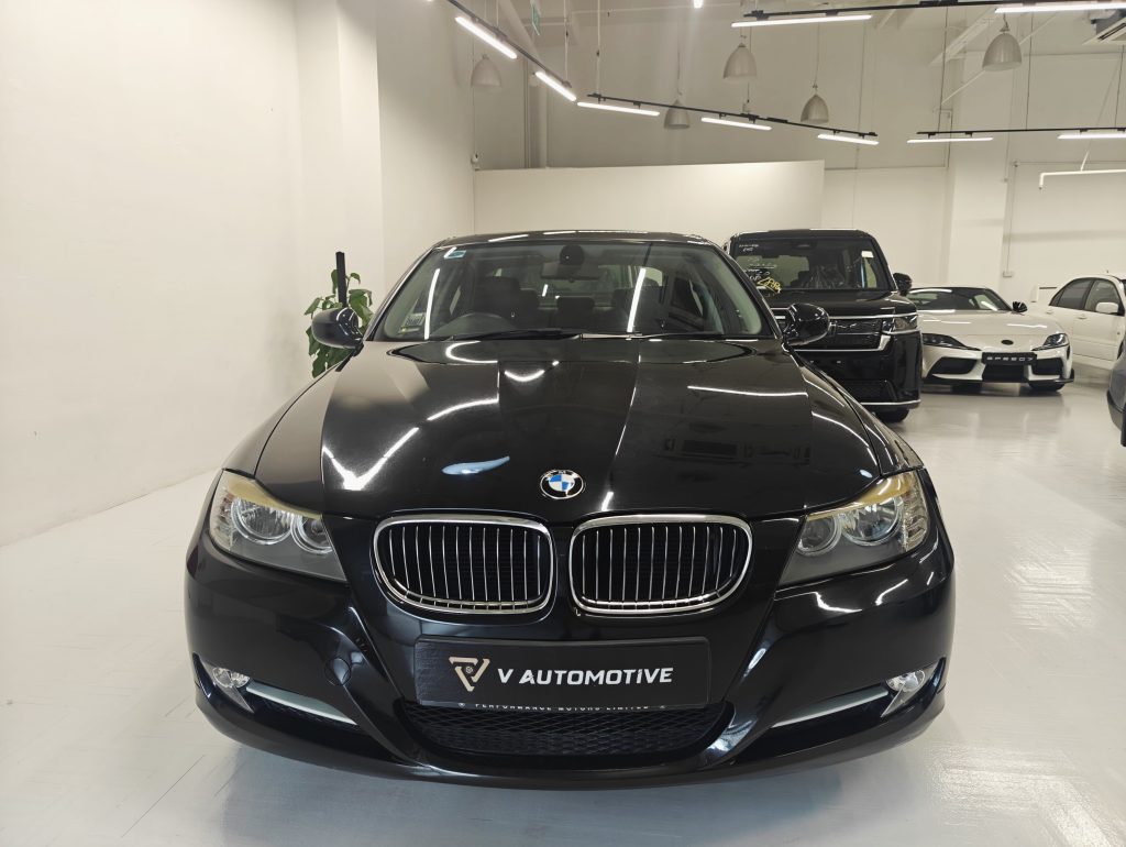 BMW 318i Sunroof (COE till 04/2031)