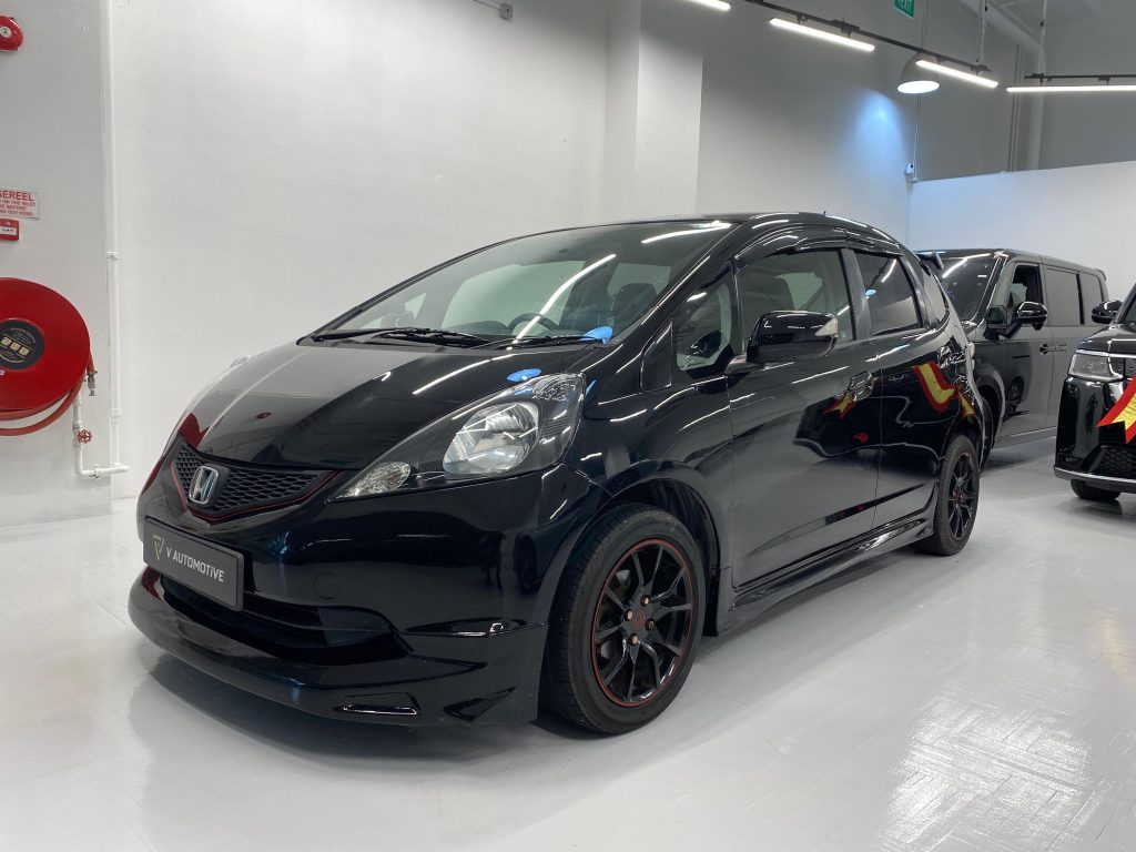 Honda Fit 1.3A G (COE till 01/2029)