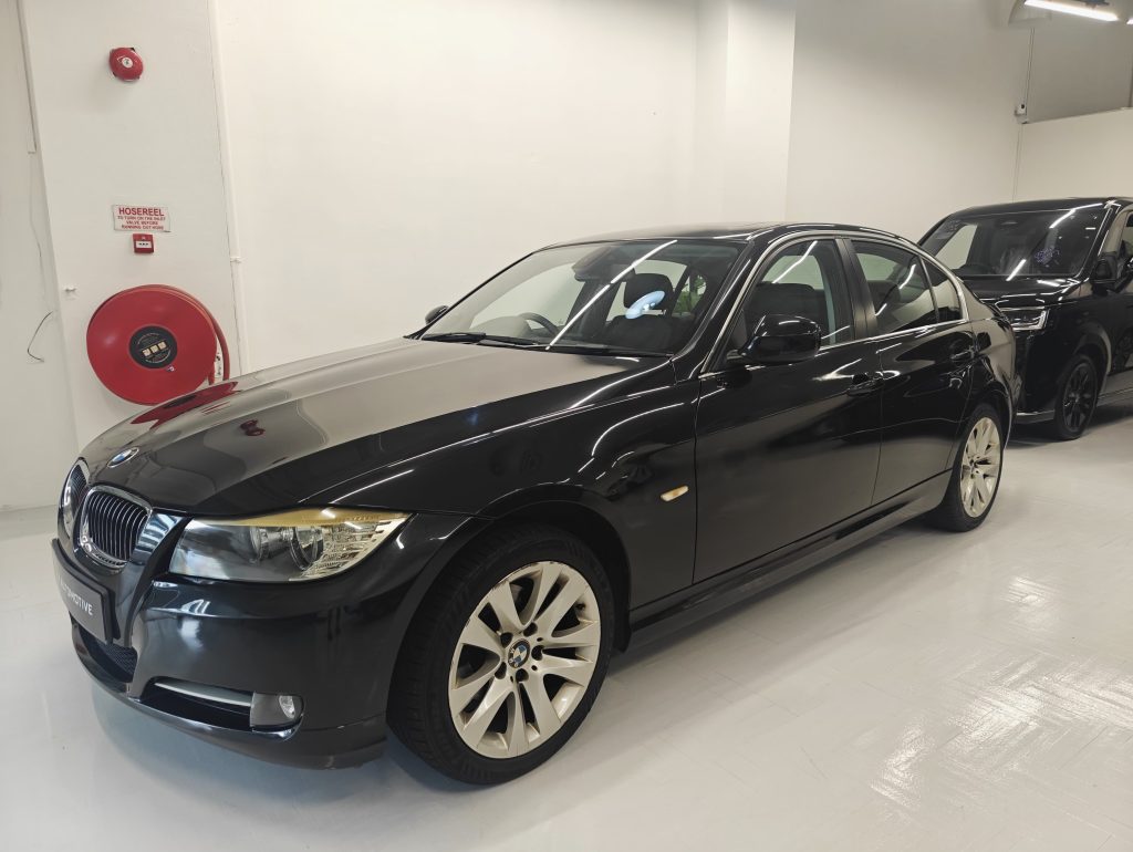 BMW 318i Sunroof (COE till 04/2031)