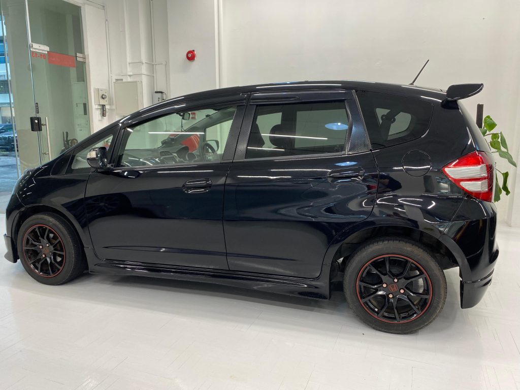 Honda Fit 1.3A G (COE till 01/2029)