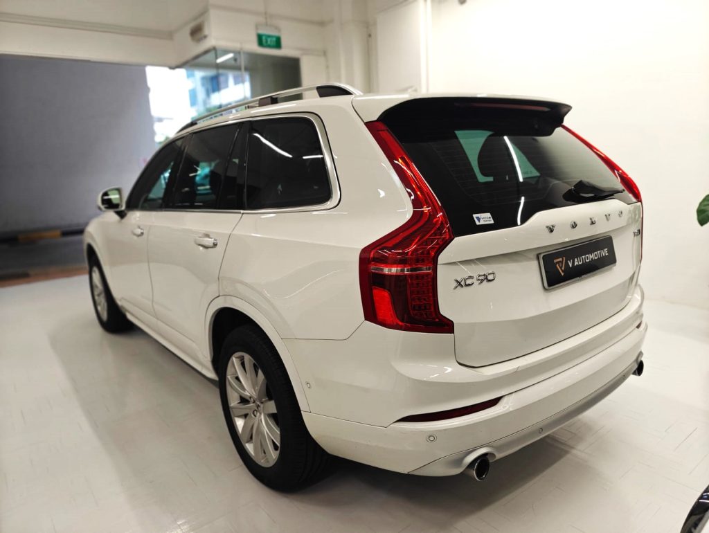 Volvo XC90 T5 Momentum