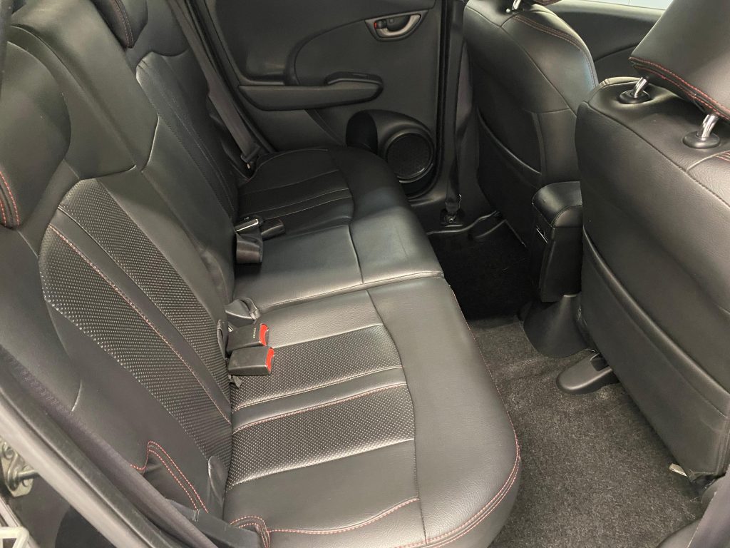 Honda Fit 1.3A G (COE till 01/2029)