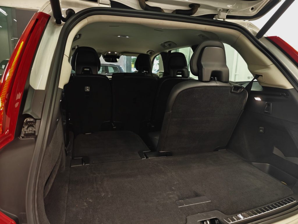 Volvo XC90 T5 Momentum